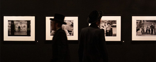 Photographer Bill Aron on Capturing, and Donating, Decades of Images Documenting Jewish Life