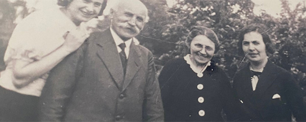 A Chance for the Descendants of Holocaust Victims To Reclaim a Piece of the Past
